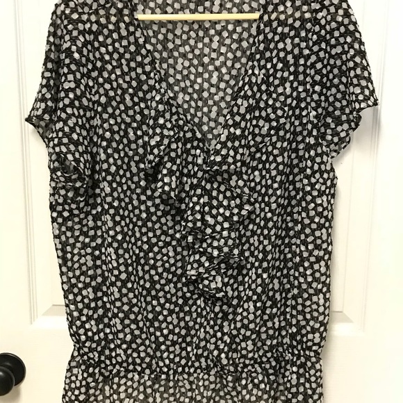 Lane Bryant Polka Dot Ruffle Top 18/20w - Picture 2 of 3